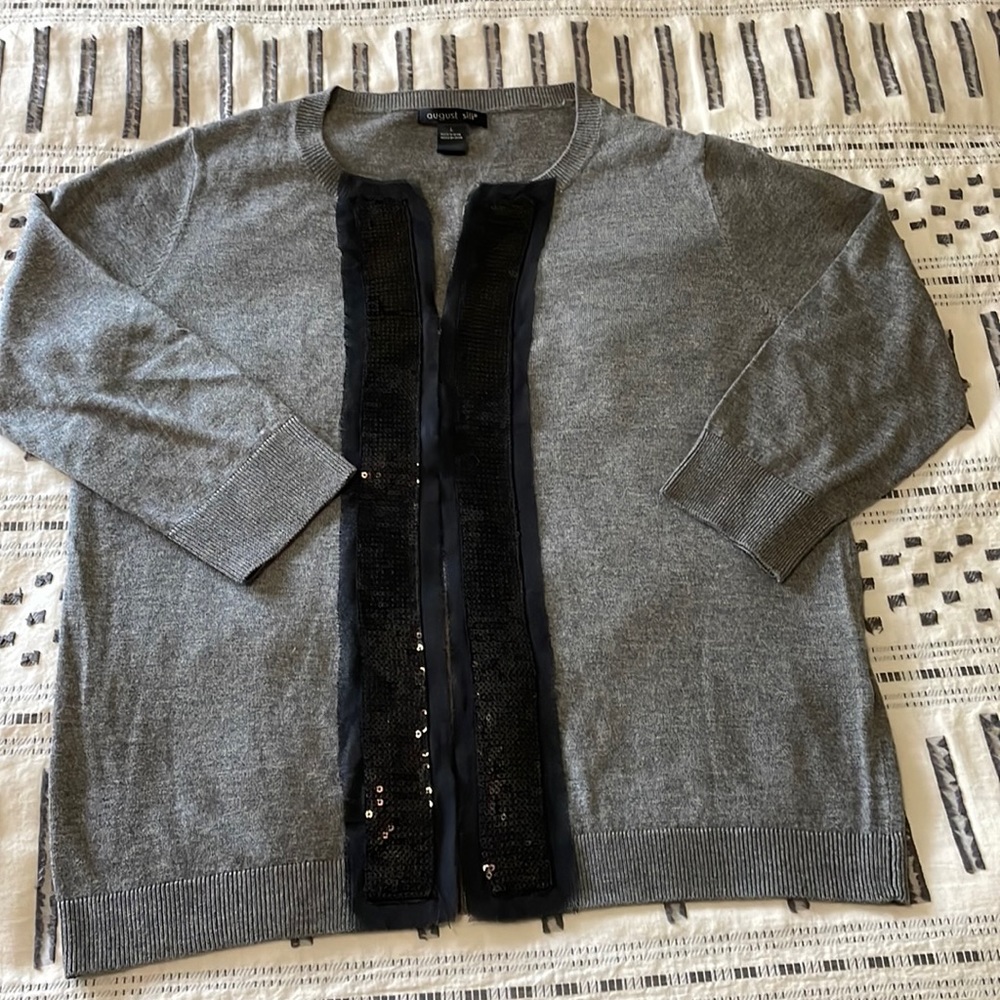 Cropped cardigan sweater with sparkle details